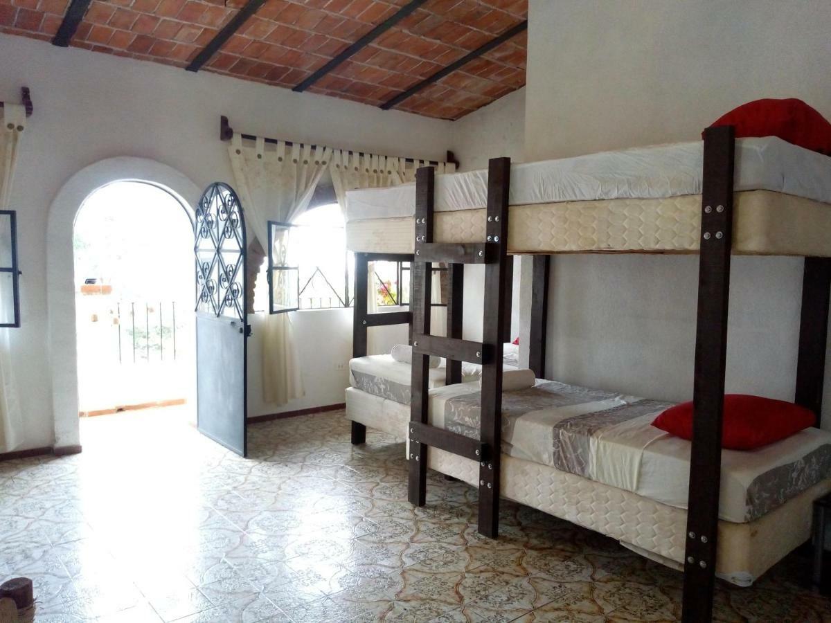 Margaritas Hostel Puerto Vallarta Luaran gambar